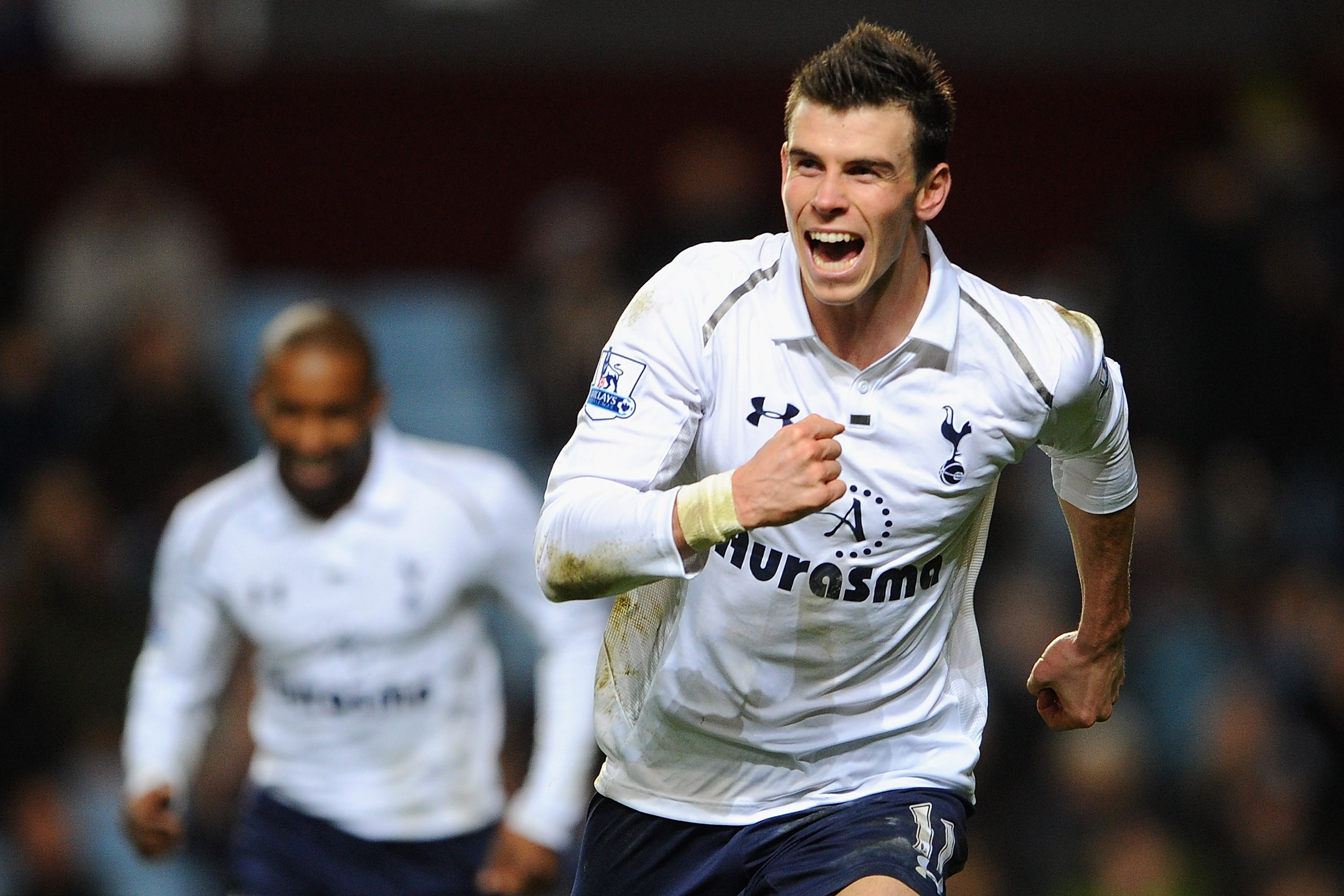 gareth bale heart 0037