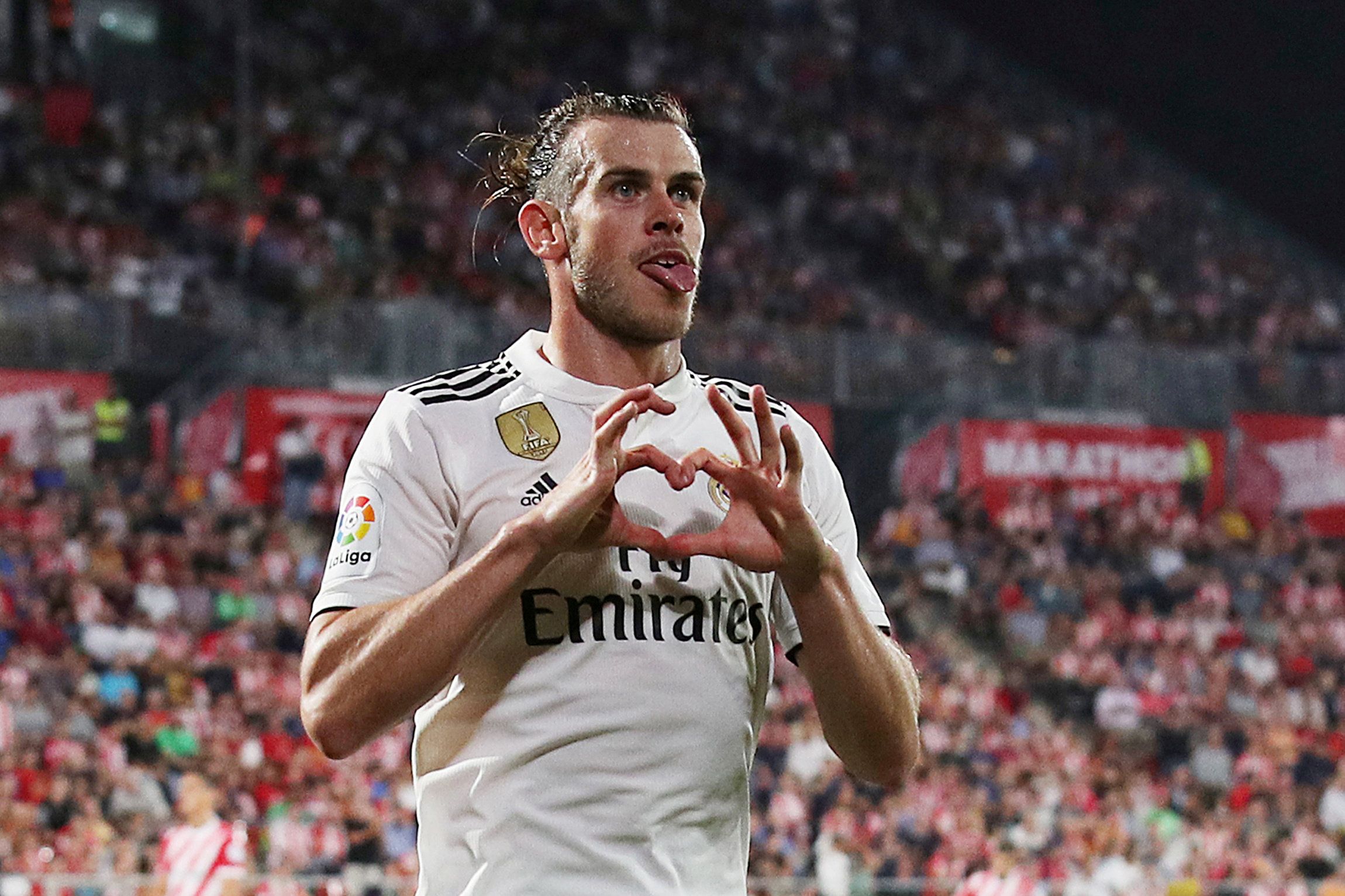 gareth bale heart 0038