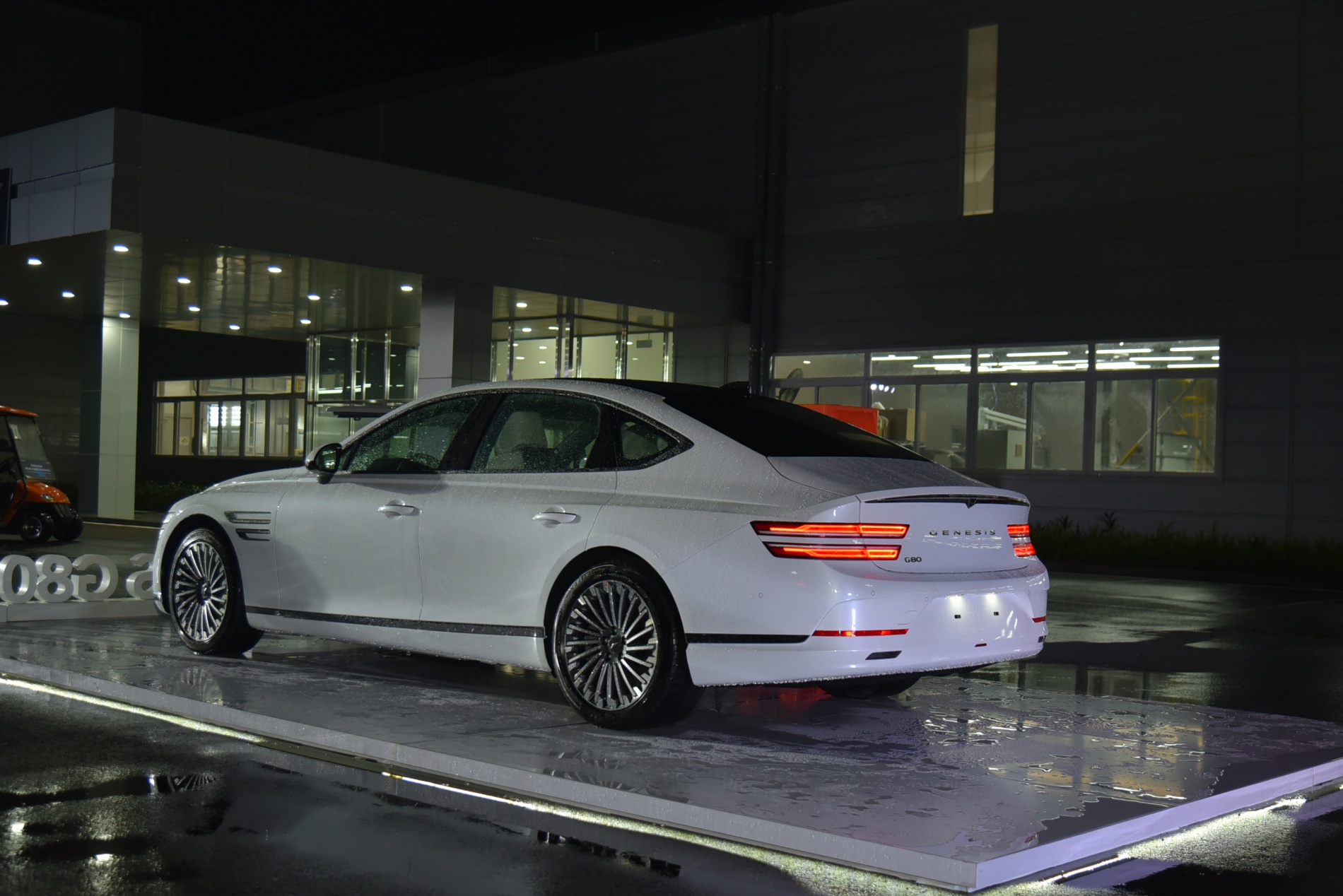 genesis limousine 0010
