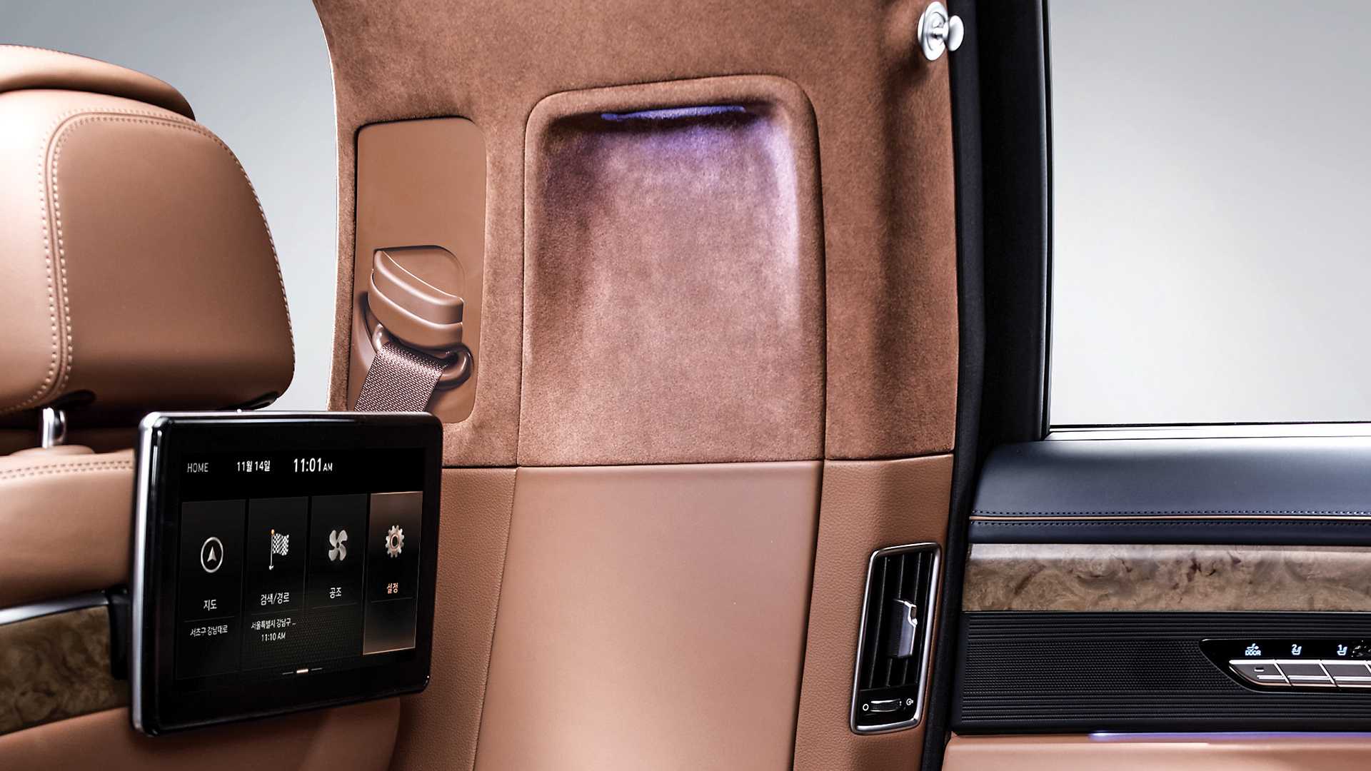 genesis limousine 0012
