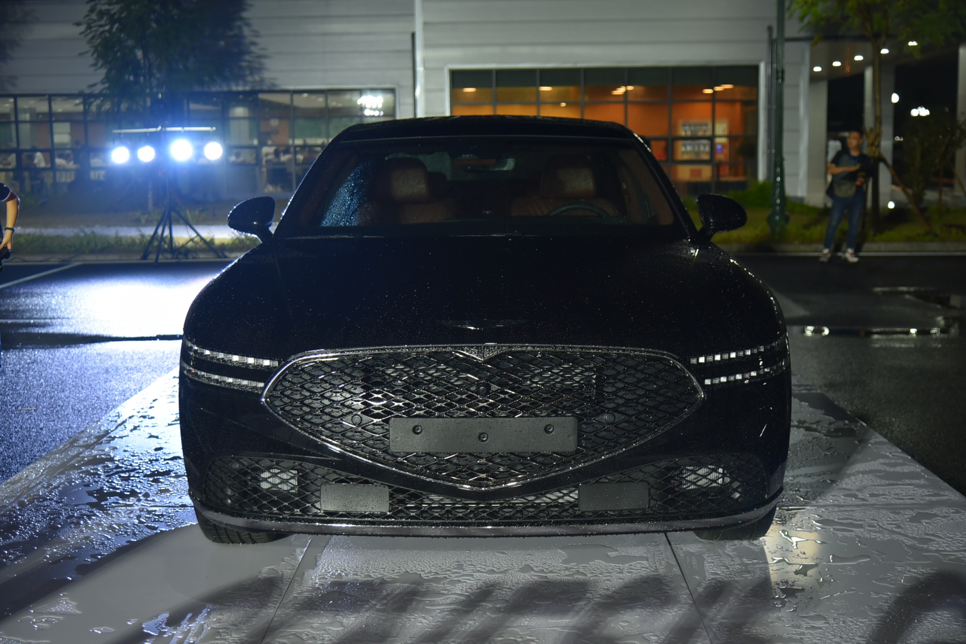 genesis limousine 0013