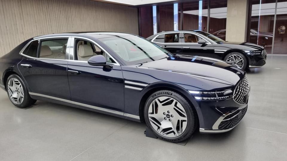 genesis limousine 0020