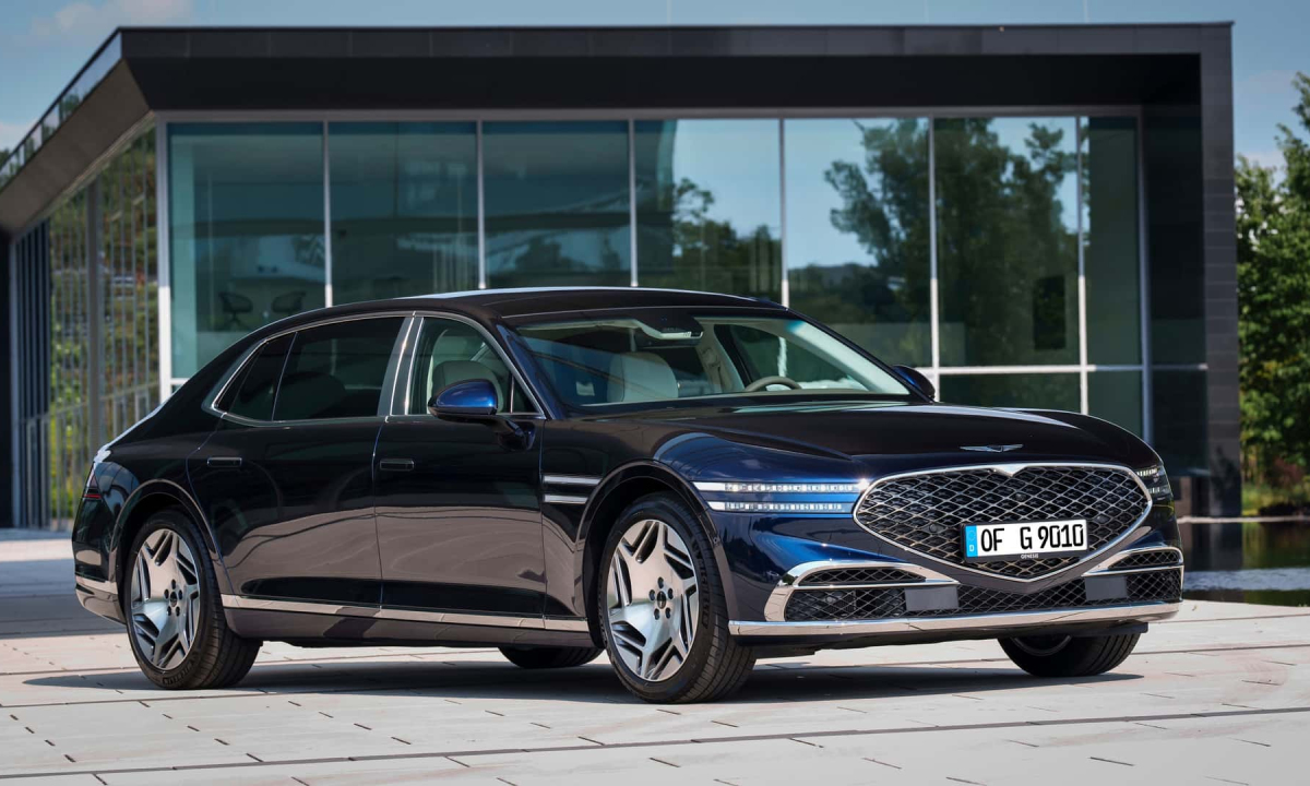 genesis limousine 0023