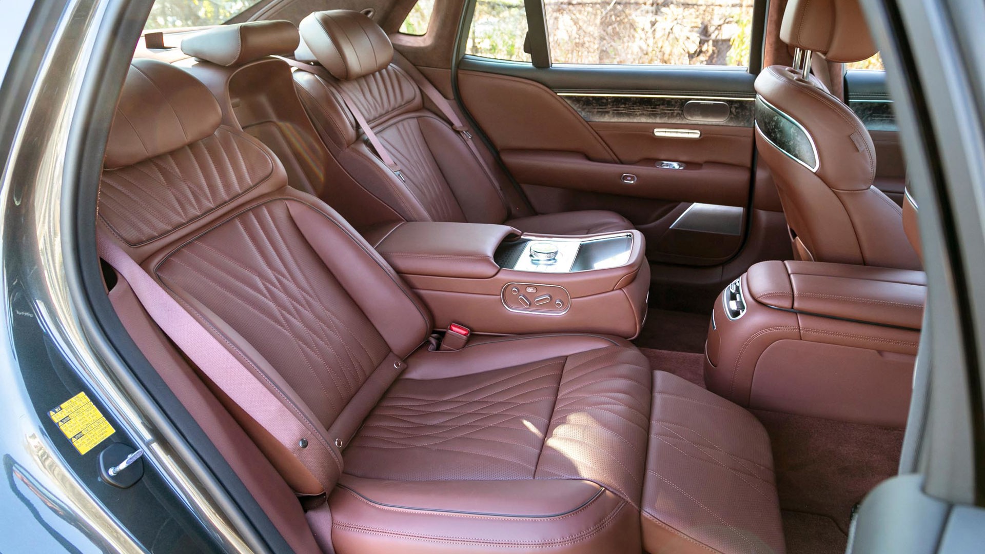 genesis limousine 0043