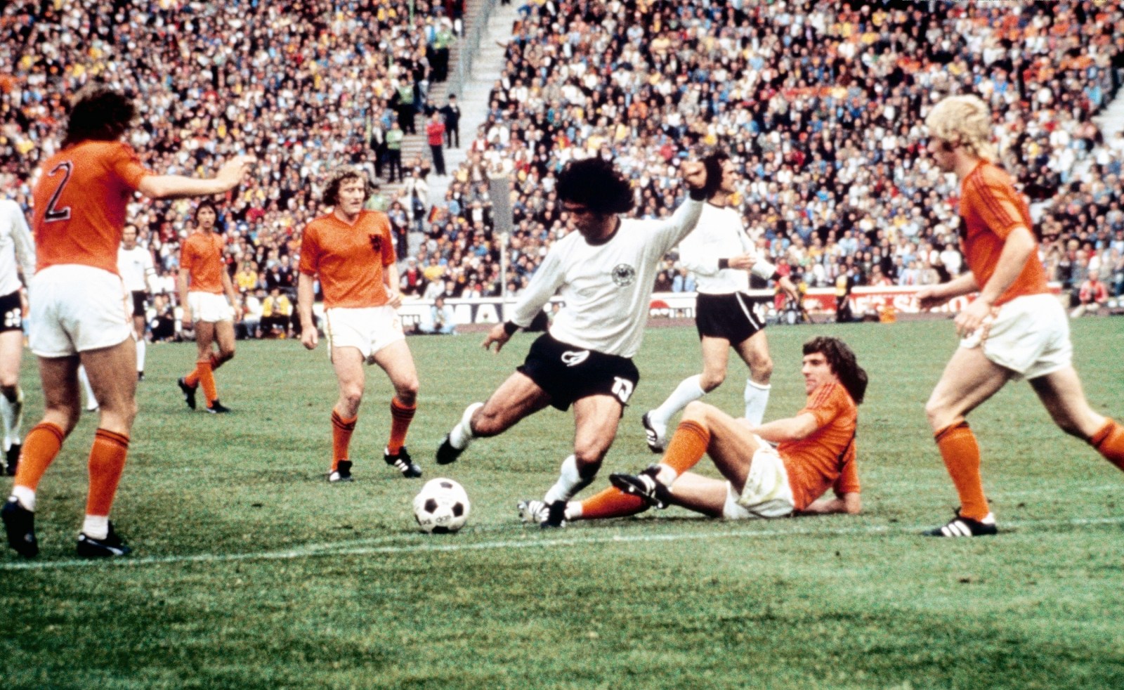 gerd muller world cup 0010