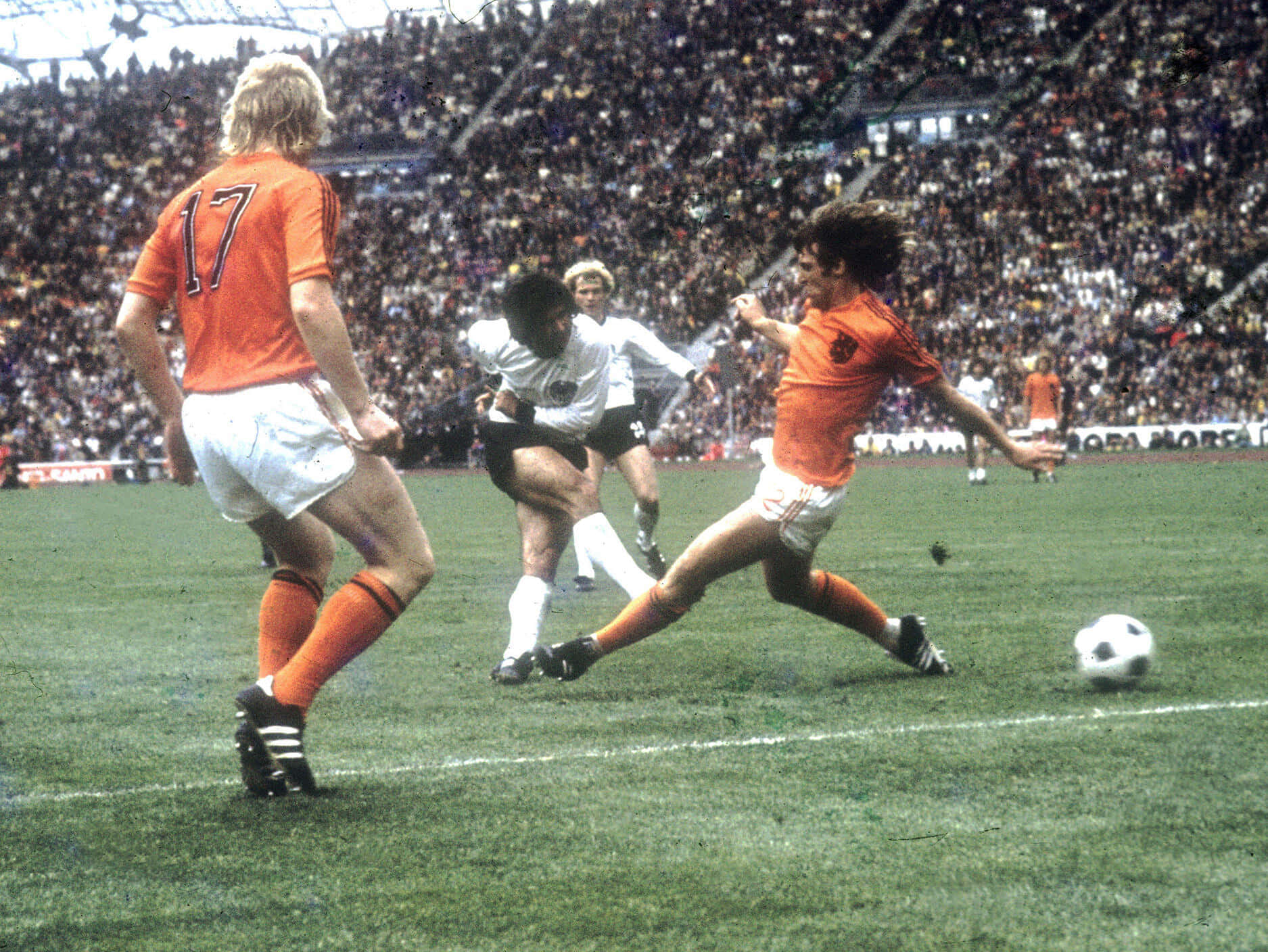 gerd muller world cup 0050