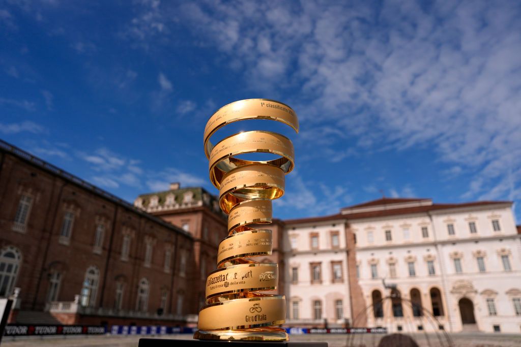 giro d'italia trophy 0044