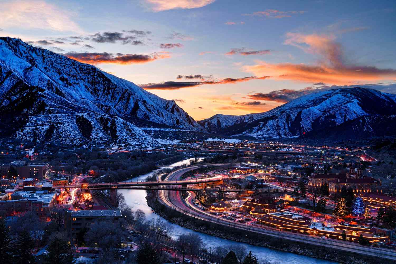 Glenwood Falls dining options