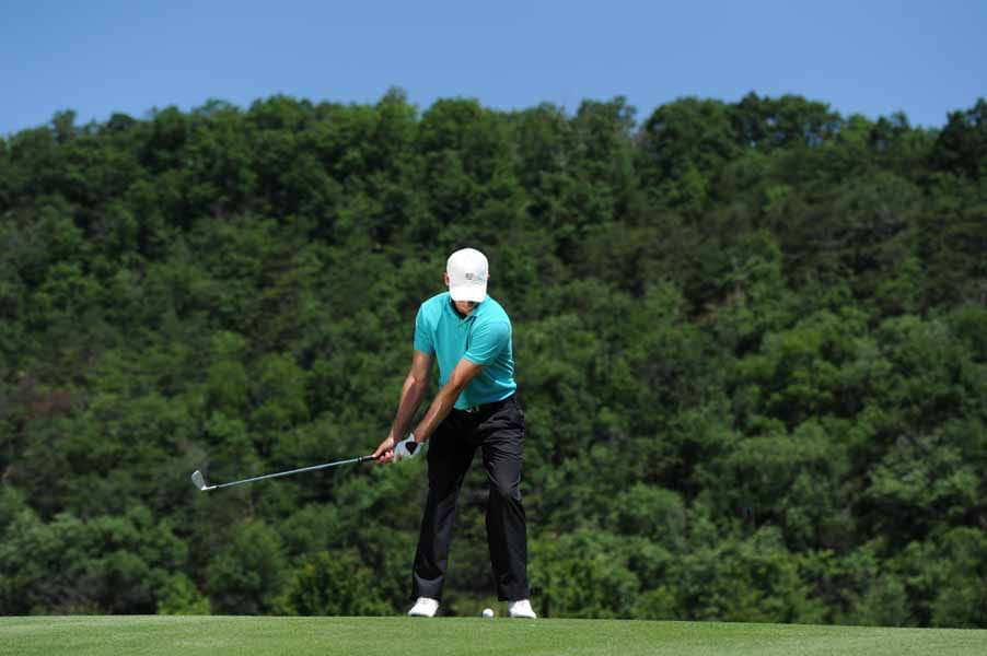 golf iron swing sequence 0044