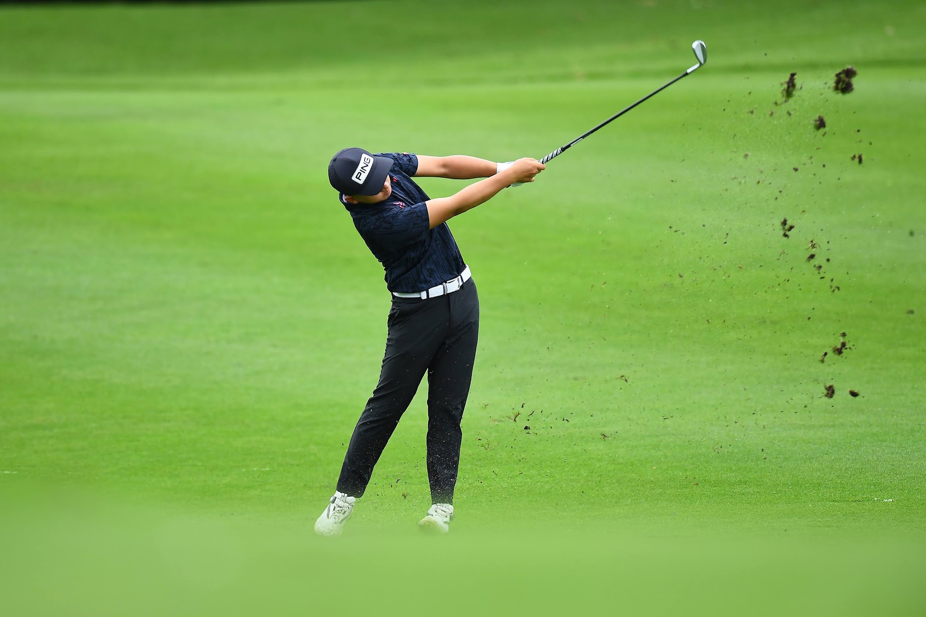 Golfer image 0033