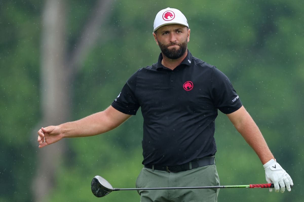 Golfer image 0047