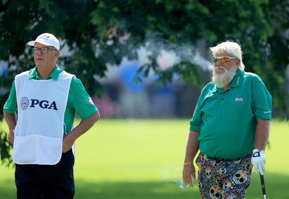 golfer that smokes 0012