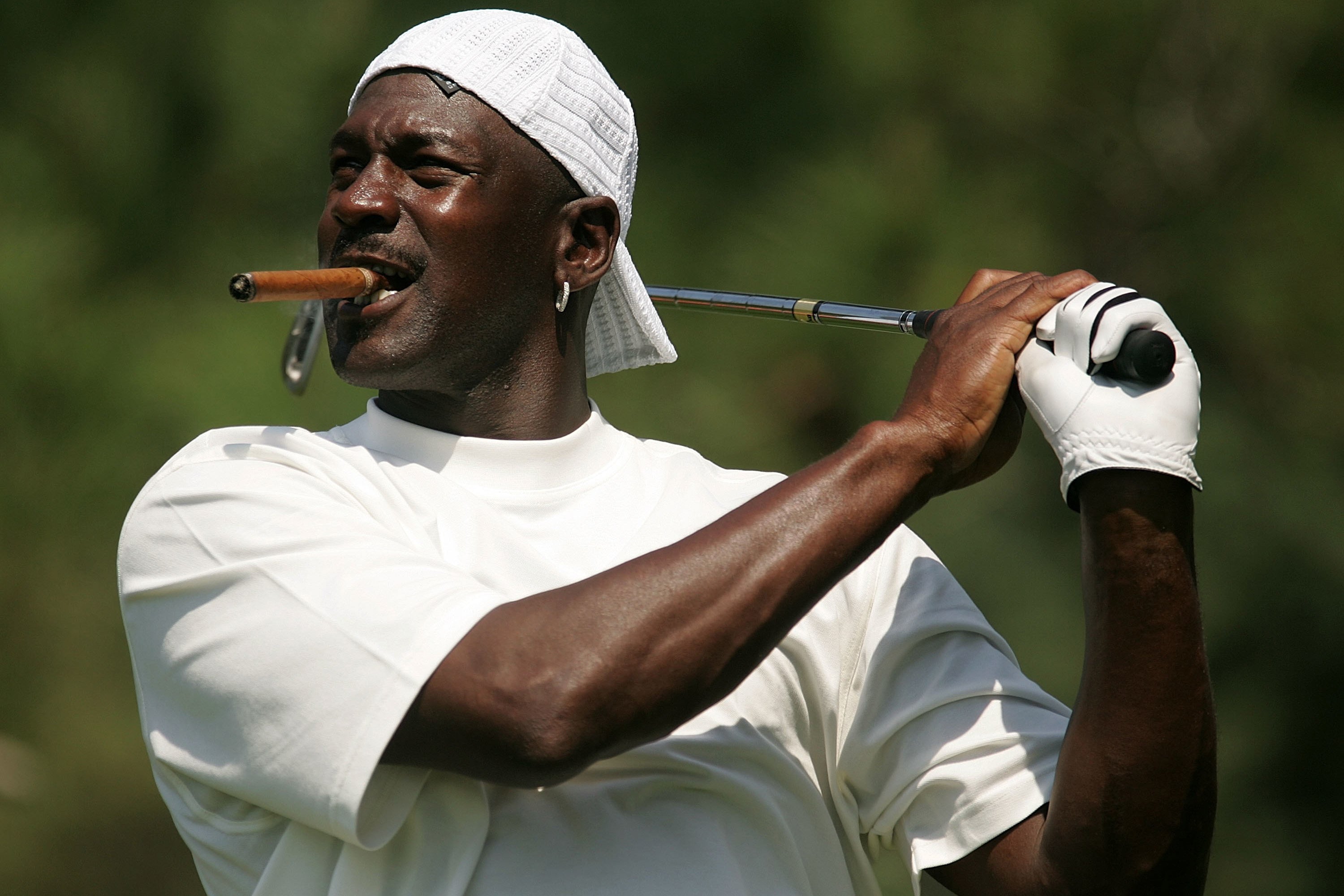golfer that smokes 0030