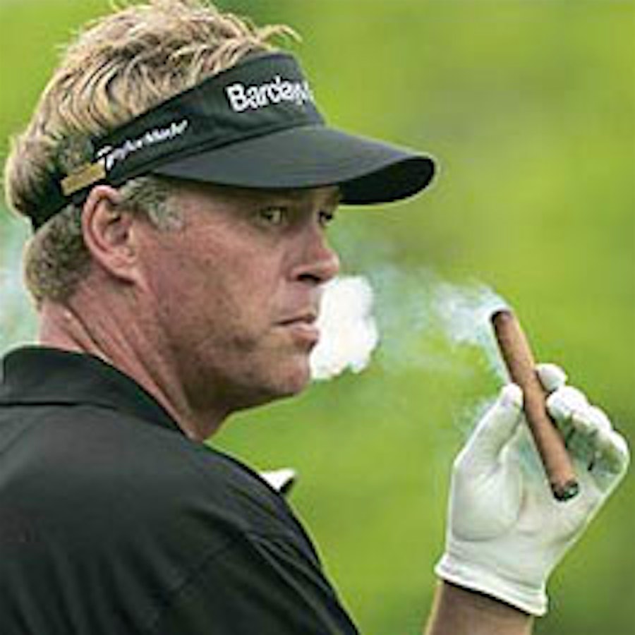 golfer that smokes 0031