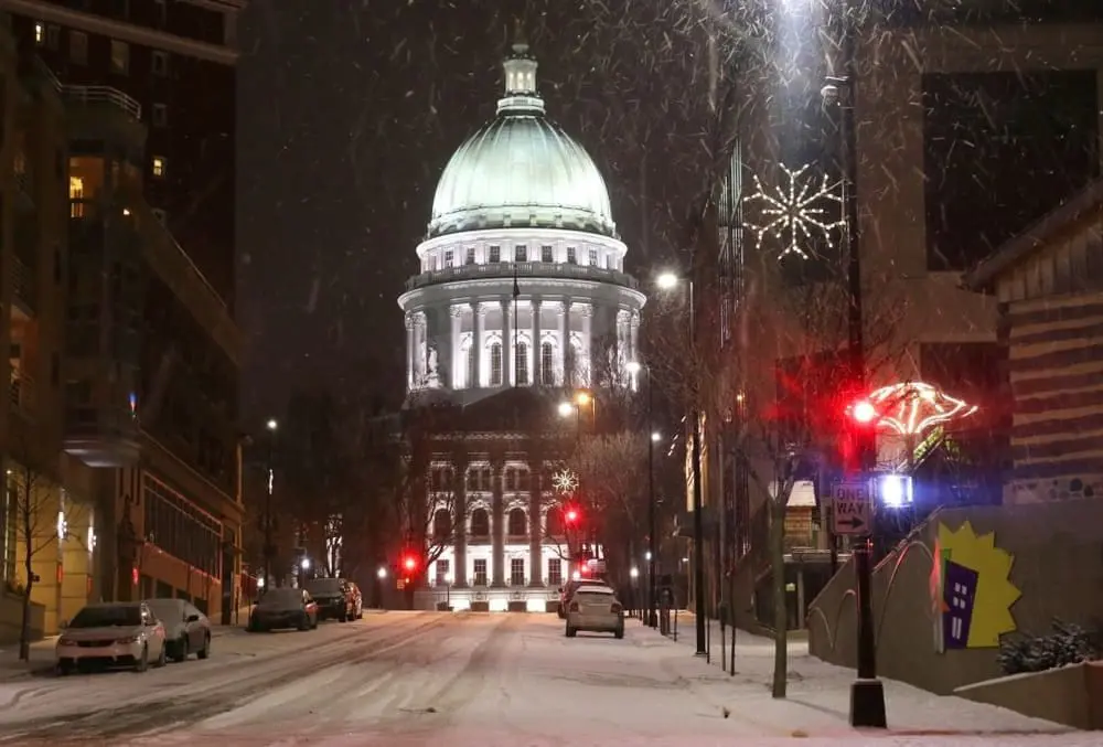 Green Bay snow accumulation