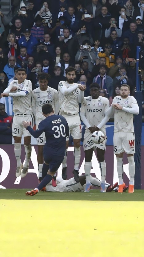 gvardiol vs messi 0025