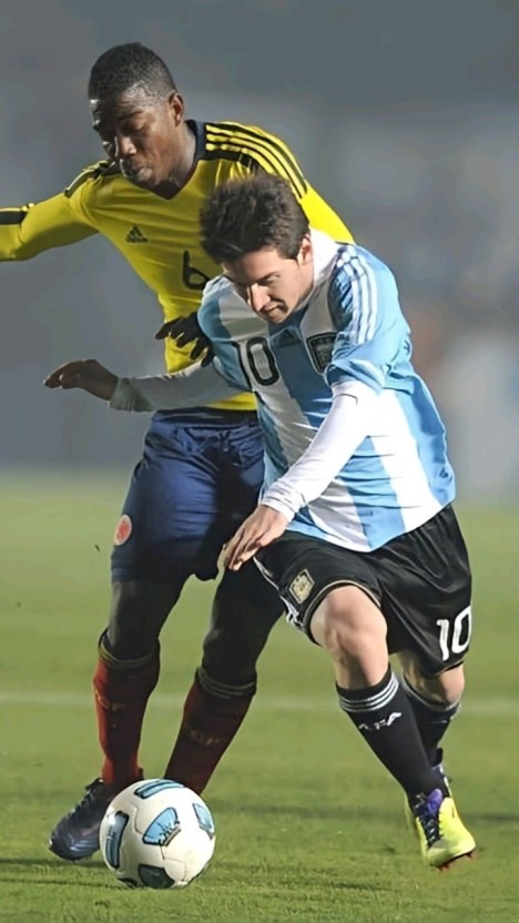 gvardiol vs messi 0040