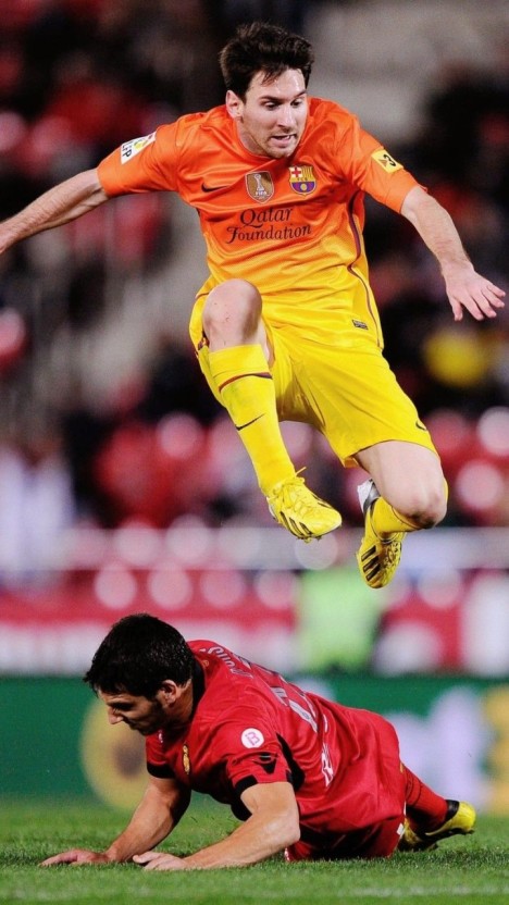 gvardiol vs messi 0048