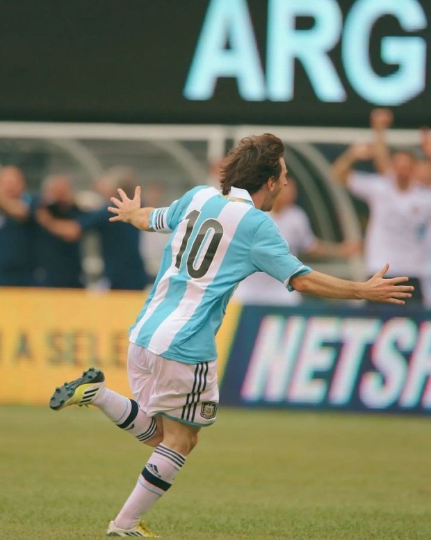 gvardiol vs messi 0090