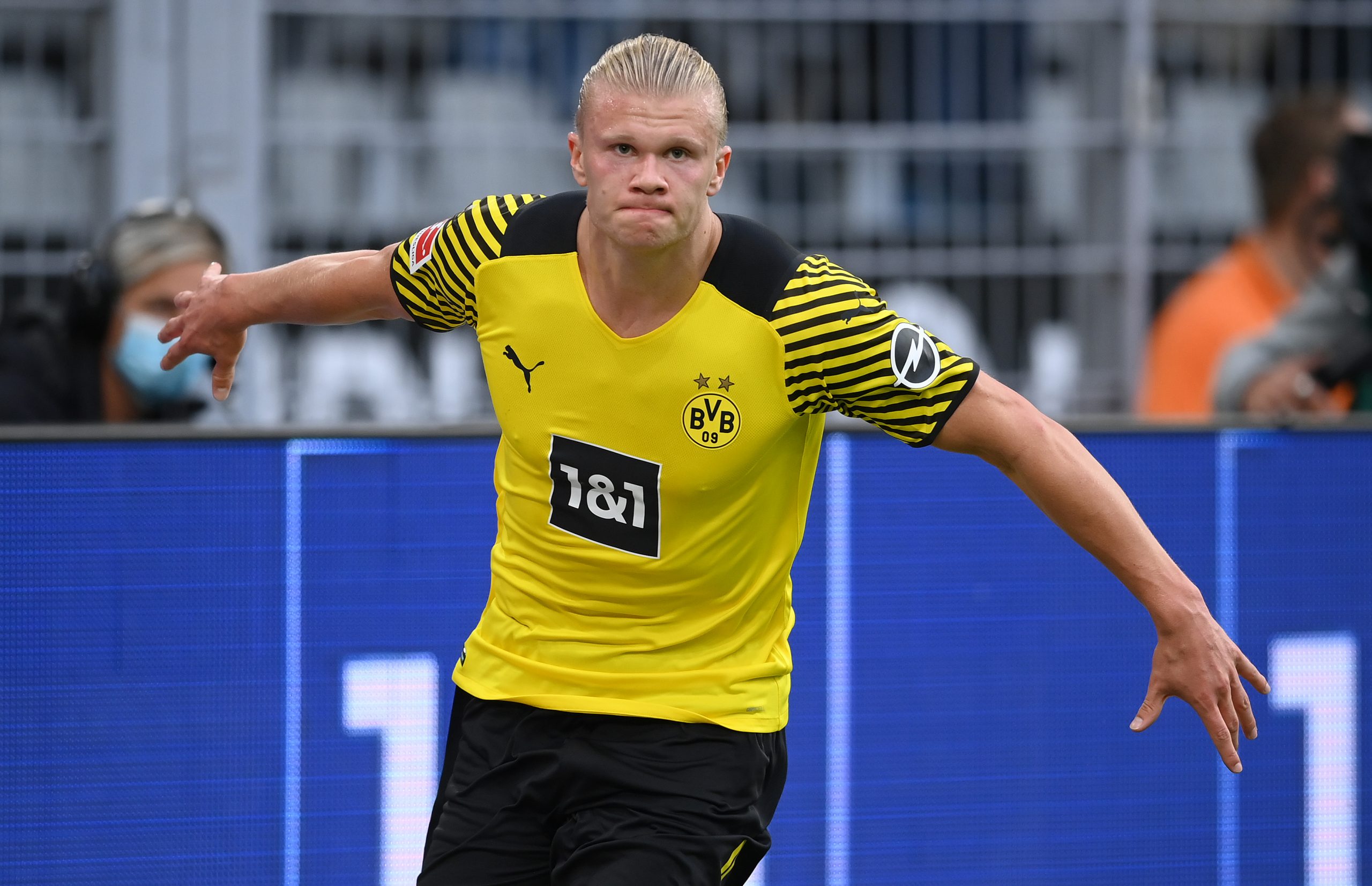 haaland psg 0036