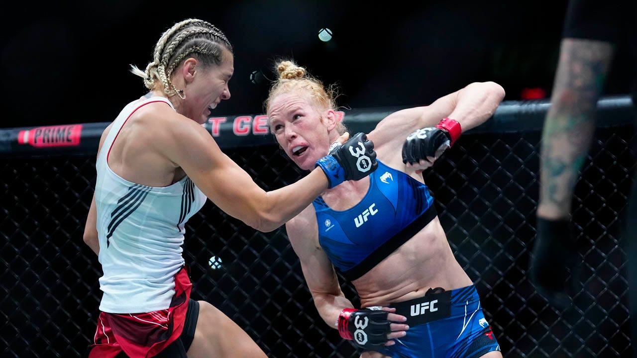 holly holm pics 0036