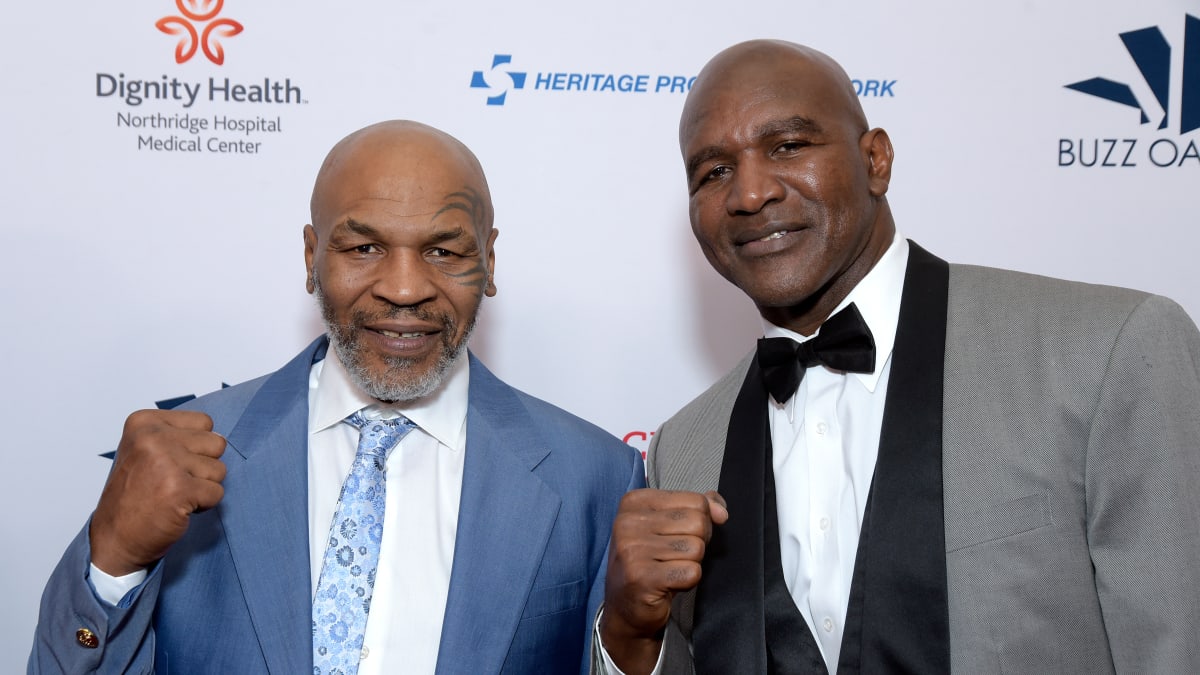 holyfield's ear after bite 0015