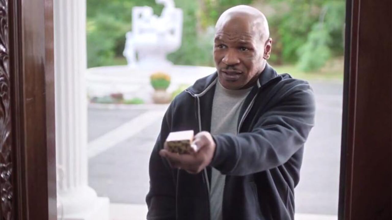holyfield's ear after bite 0036