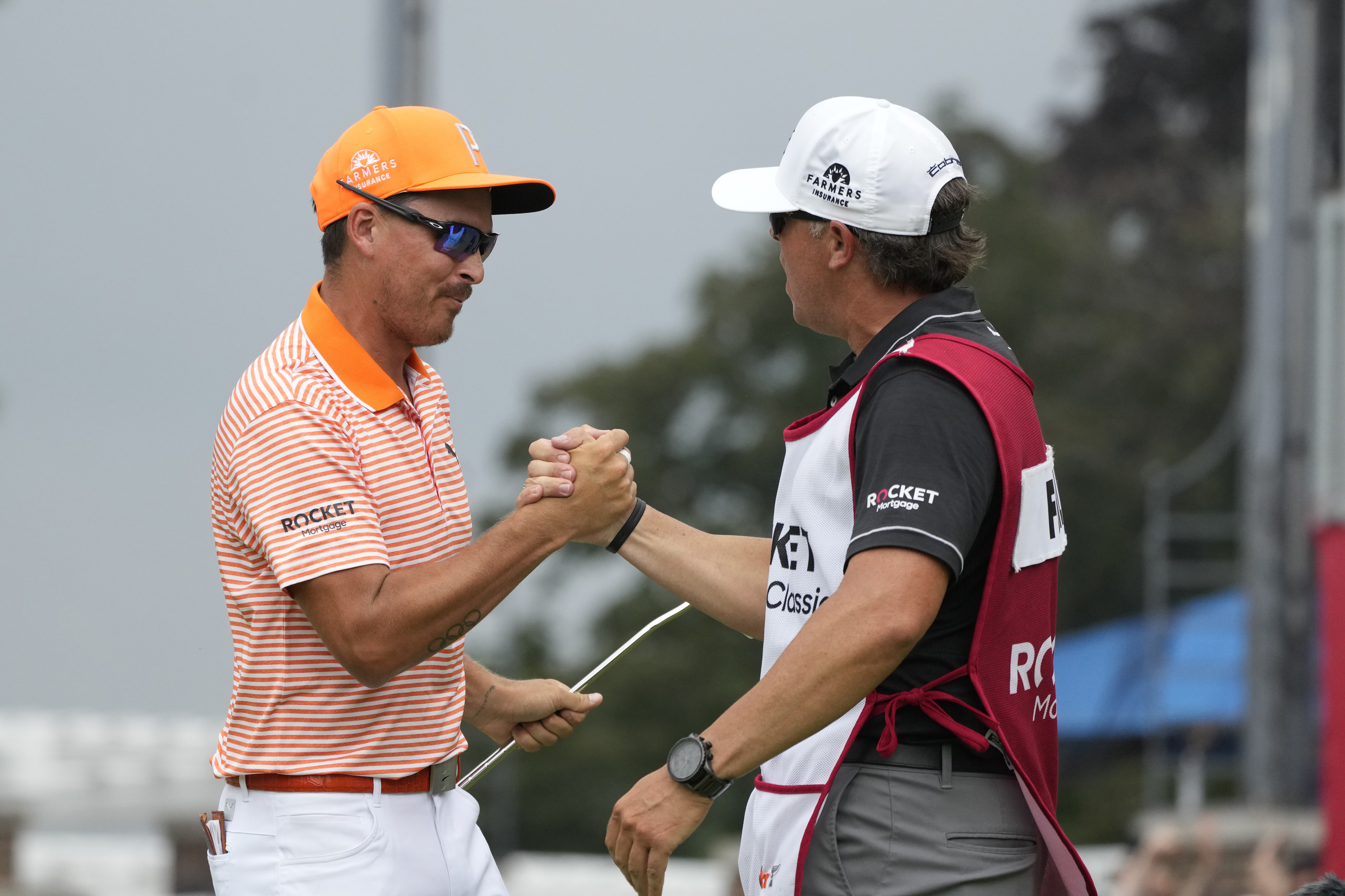 how much does rickie fowler's caddie make 0017