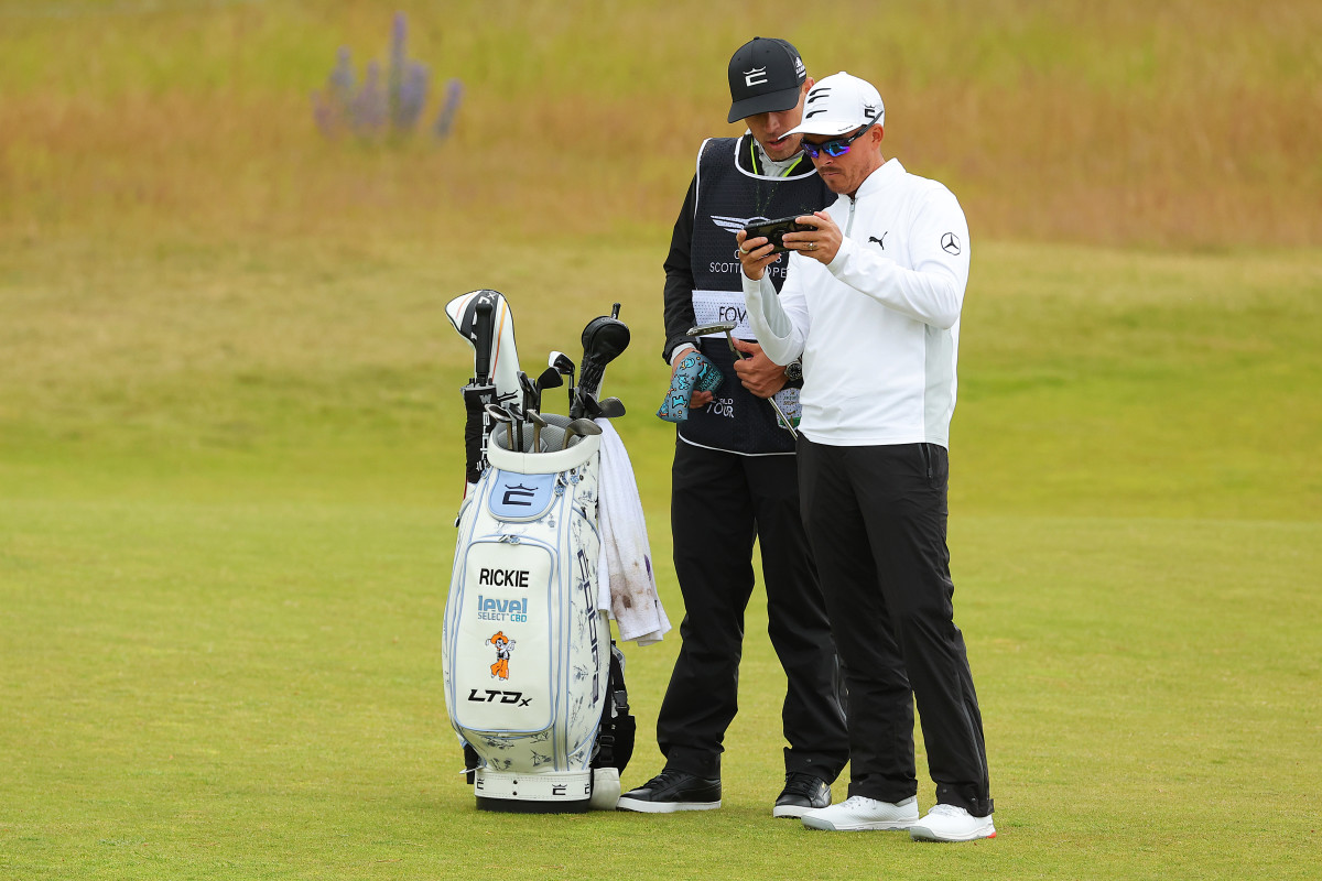 how much does rickie fowler's caddie make 0018