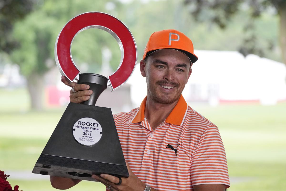 how much does rickie fowler's caddie make 0031