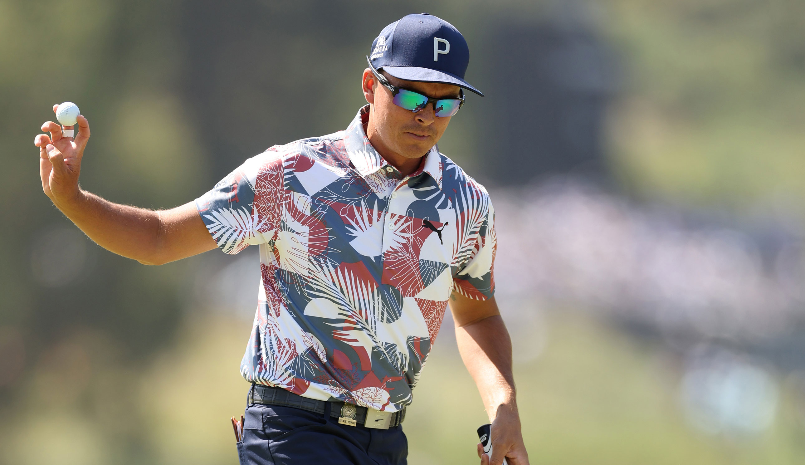 how much does rickie fowler's caddie make 0035