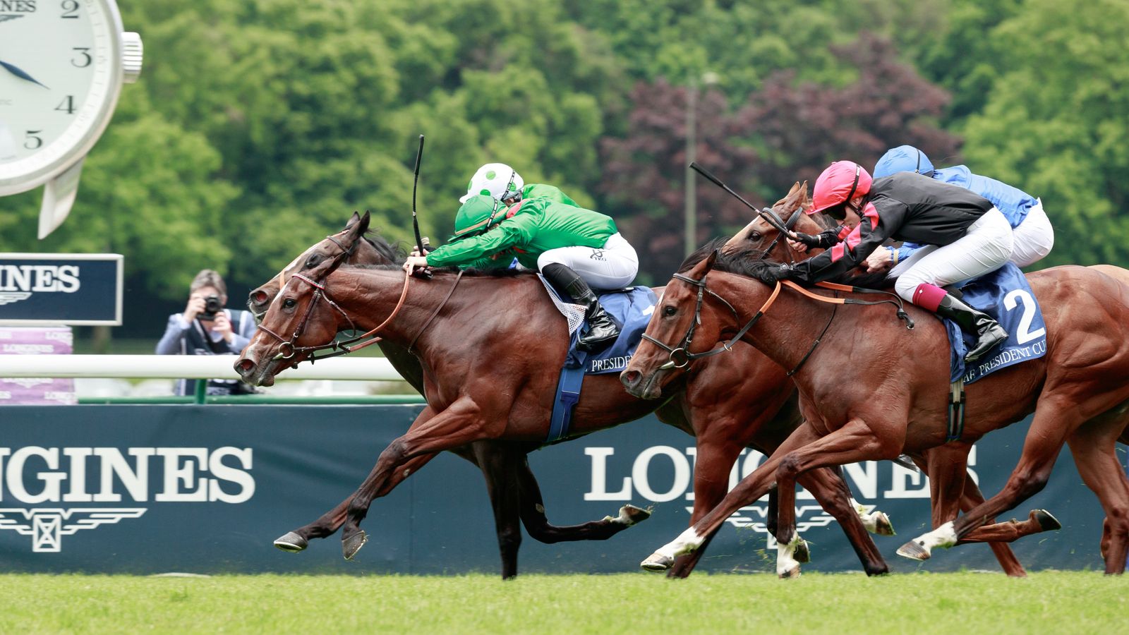 how much is 1000 guineas 0037