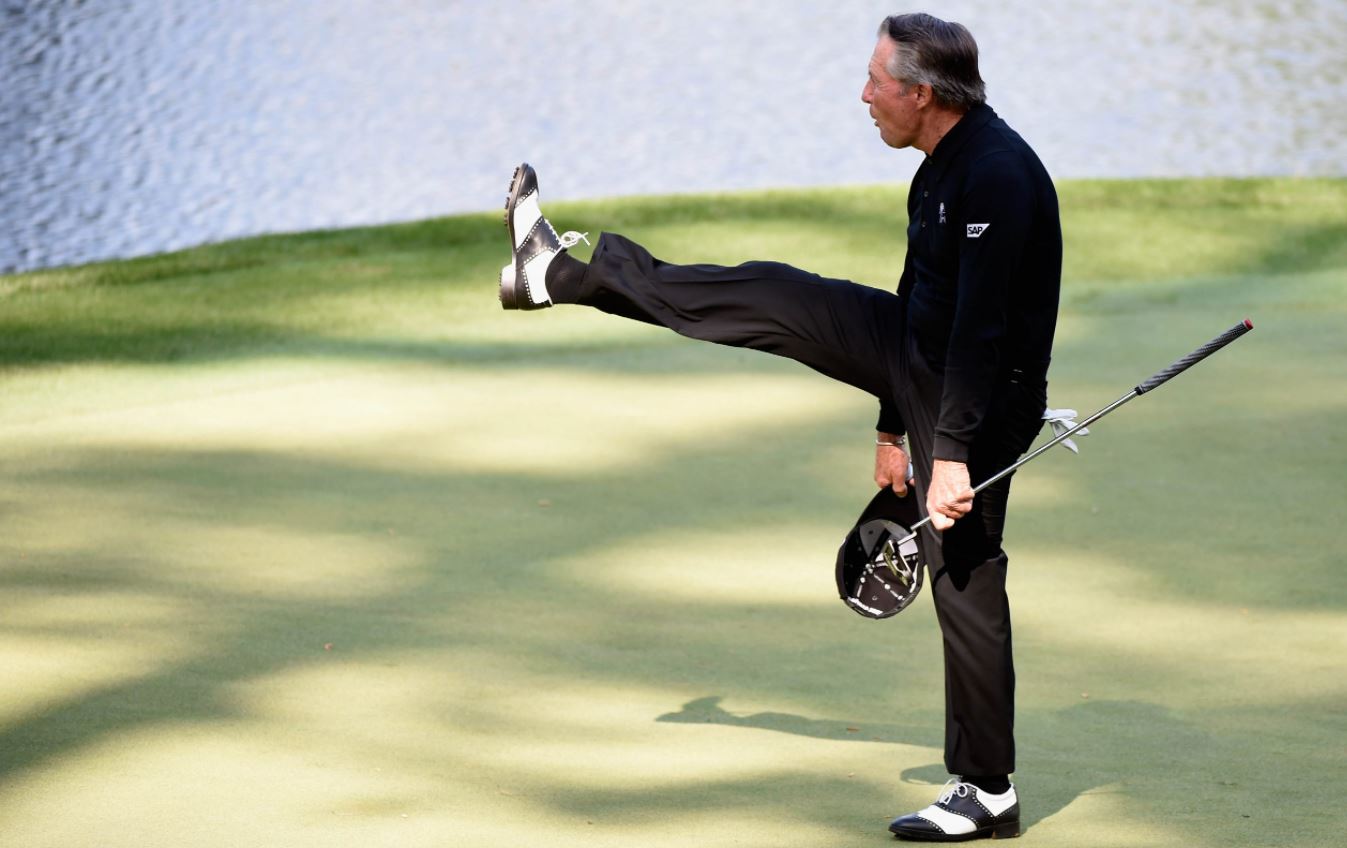 how old is gary player now 0027
