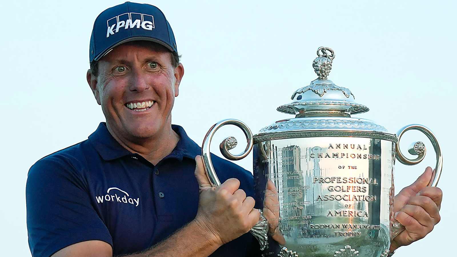 how old is mickelson 0027