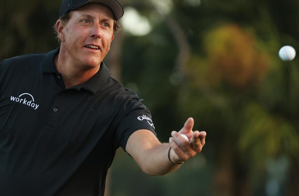 how old is mickelson 0048