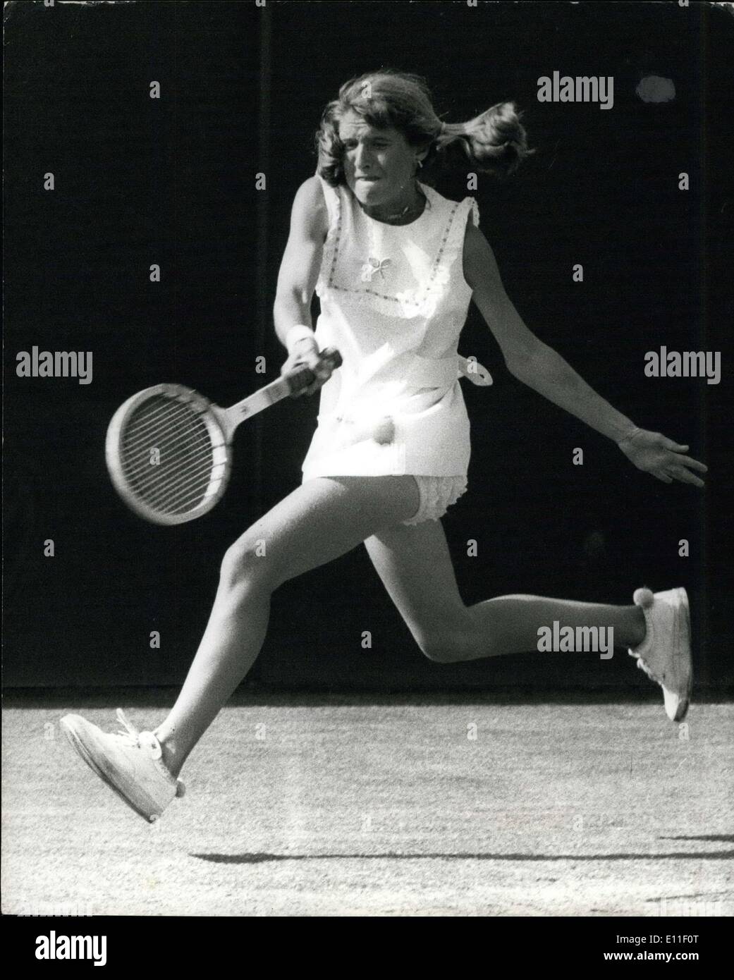 how old is tracey austin 0017