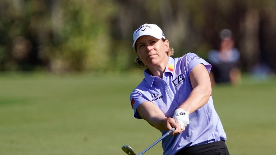 how tall is annika sorenstam 0015