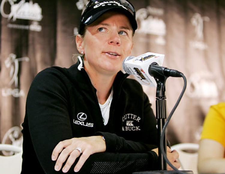 how tall is annika sorenstam 0030
