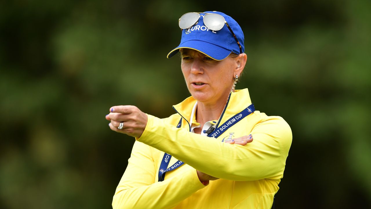 how tall is annika sorenstam 0049
