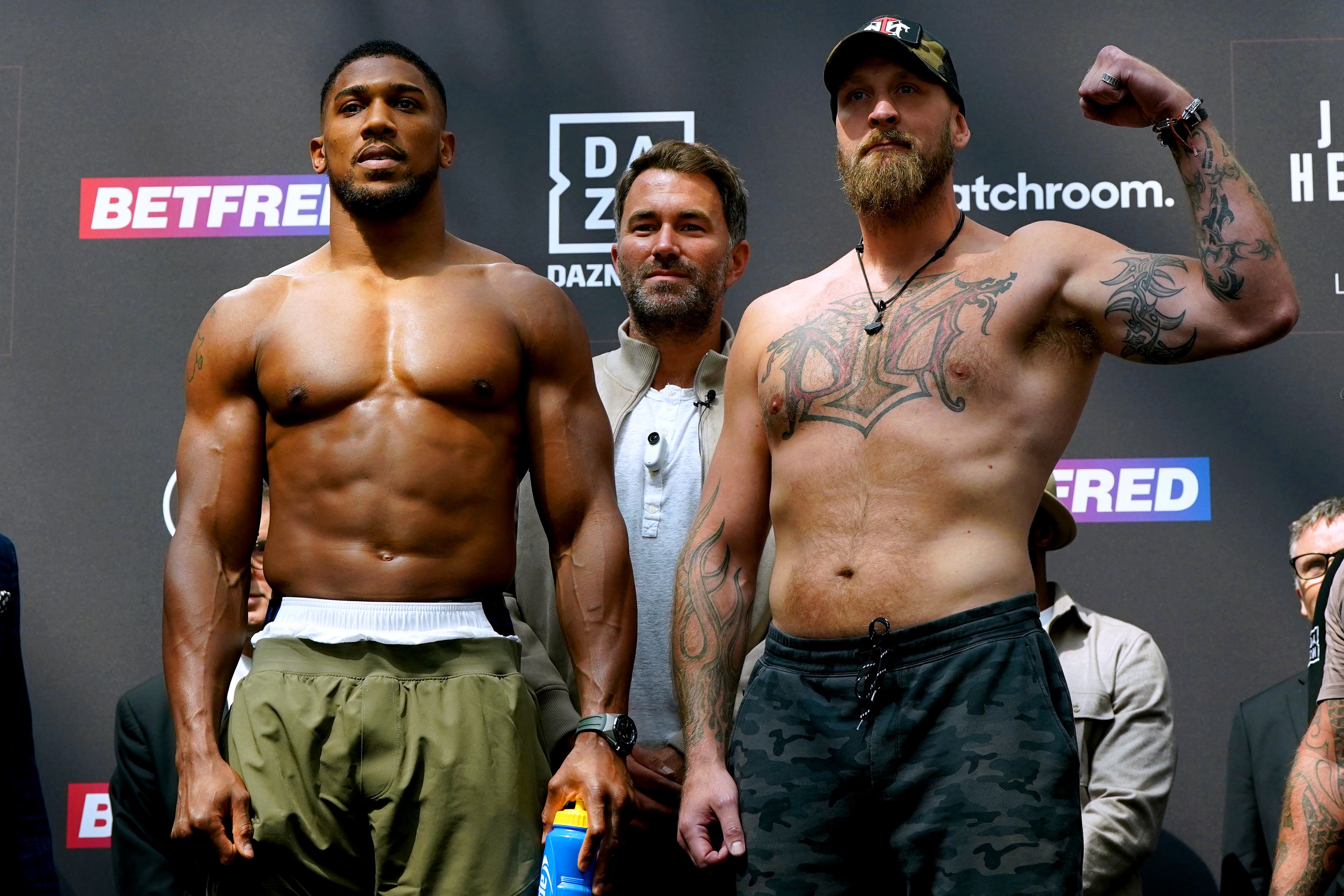 how tall is deontay wilder 0011