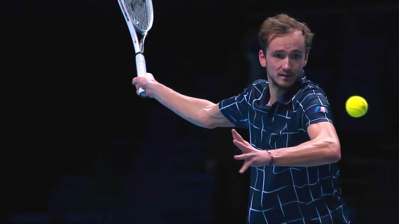 how to improve Medvedev forehand