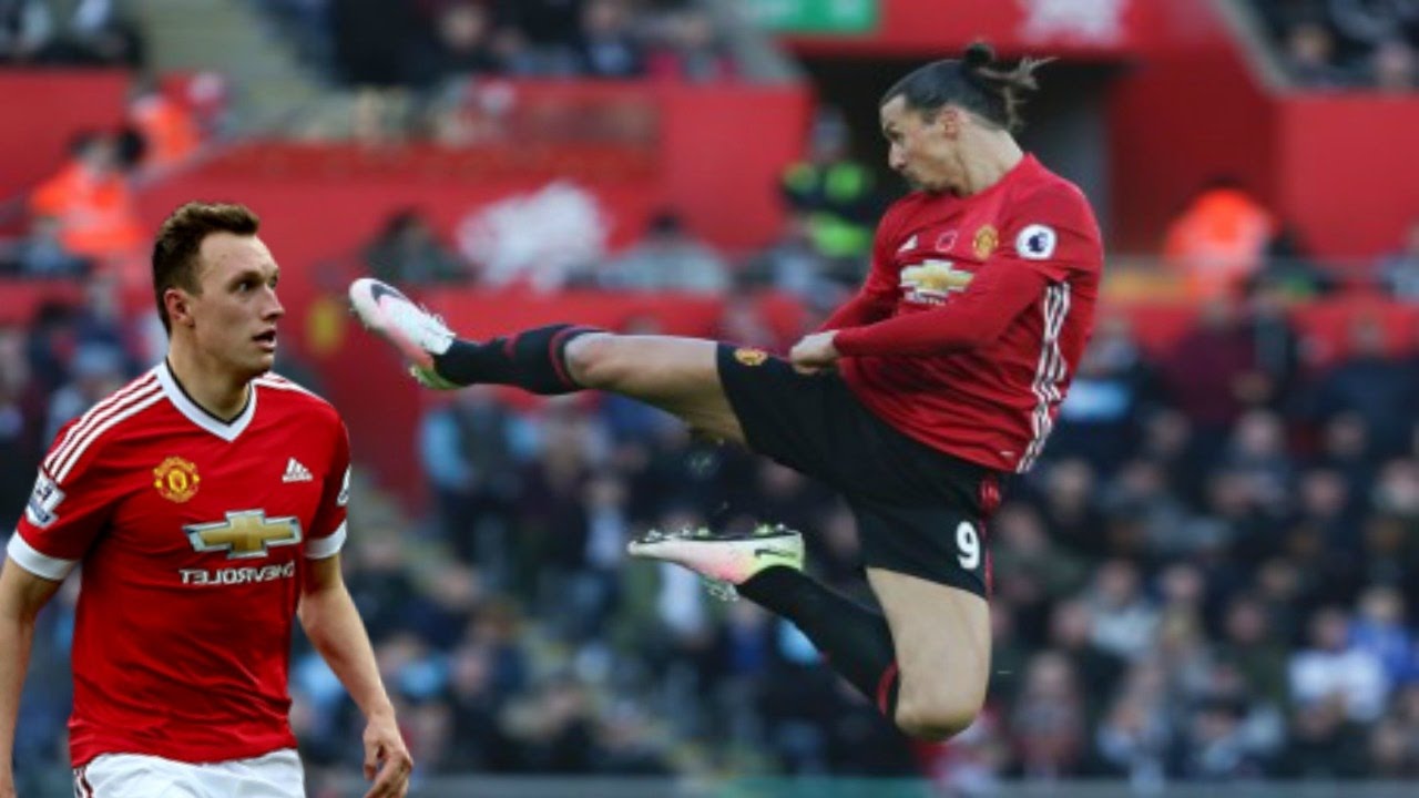ibrahimovic celebration 0085