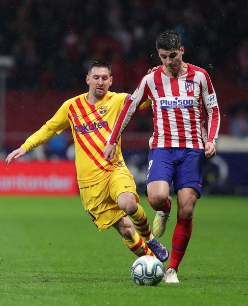 iconic messi photos 0023
