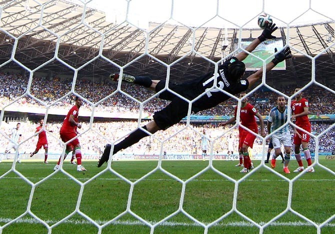 iconic messi photos 0050