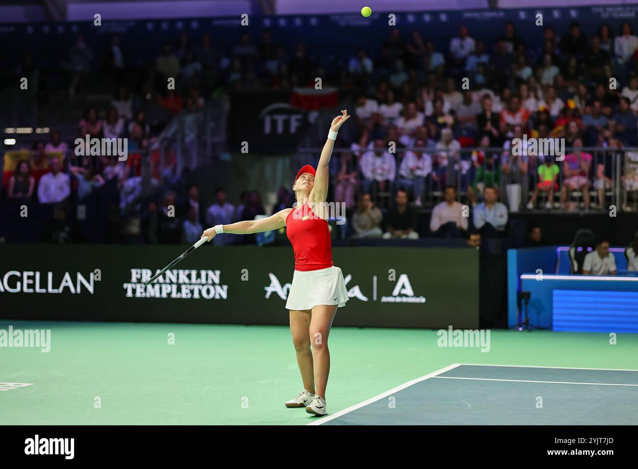 iga swiatek serve 0046