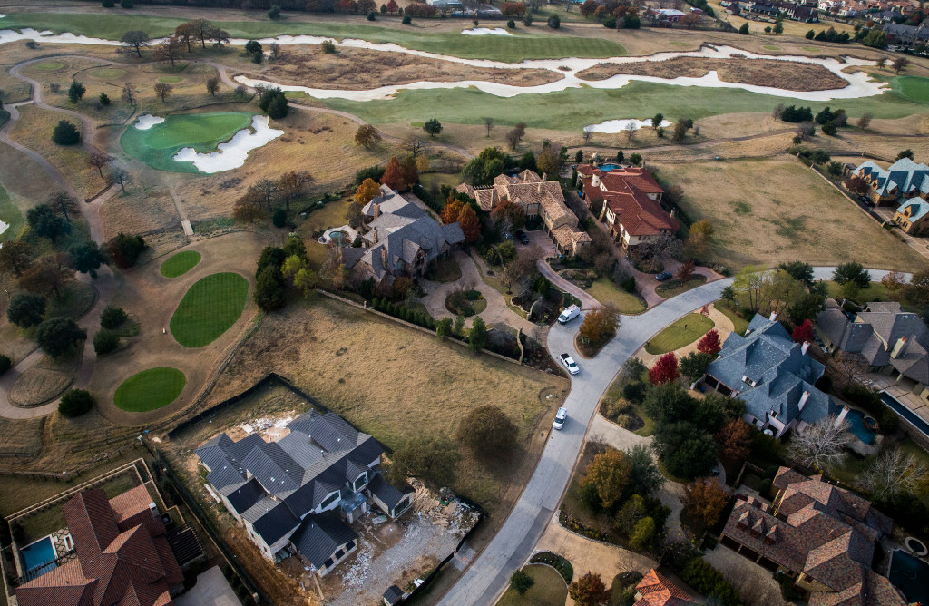 images of patrick mahomes house 0012