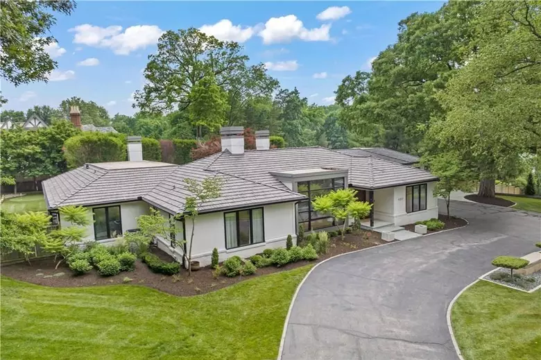 images of patrick mahomes house 0019