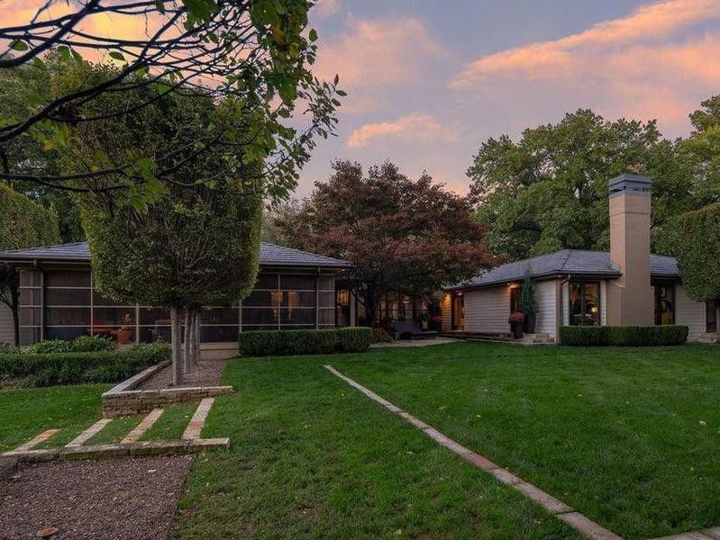 images of patrick mahomes house 0023
