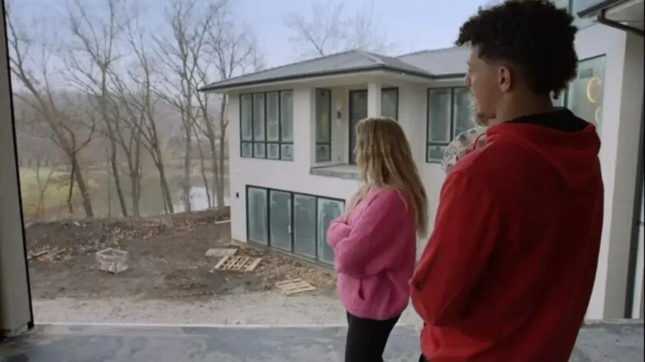 images of patrick mahomes house 0029