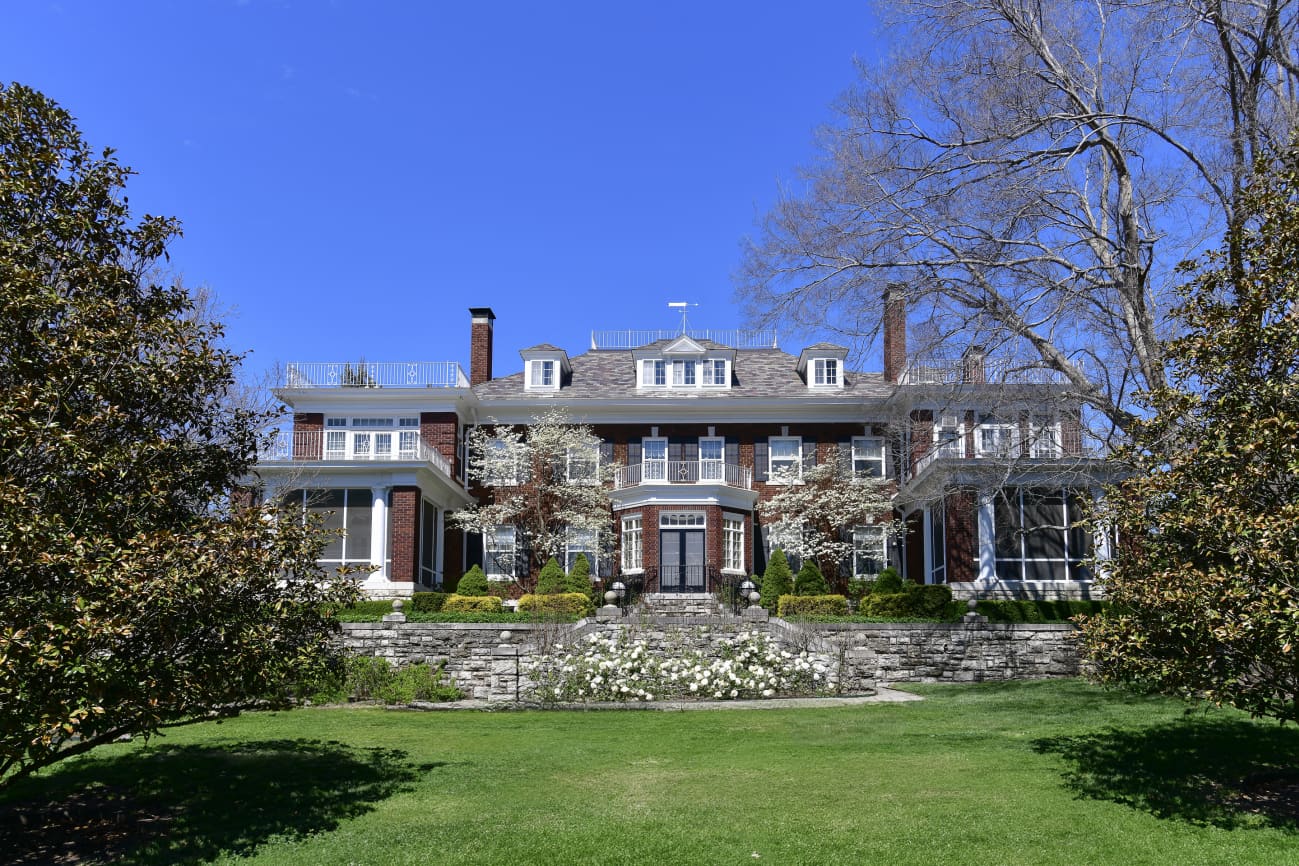 images of patrick mahomes house 0047